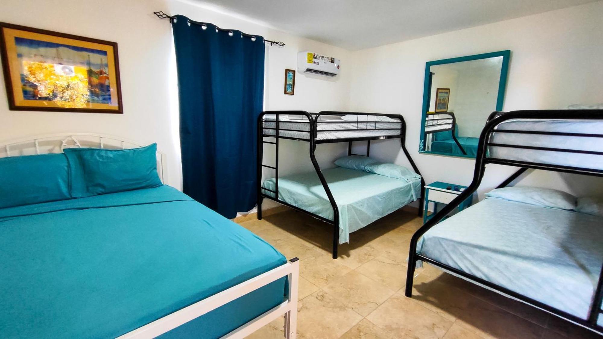 Las Catalinas Coronado Playa Coronado Room photo
