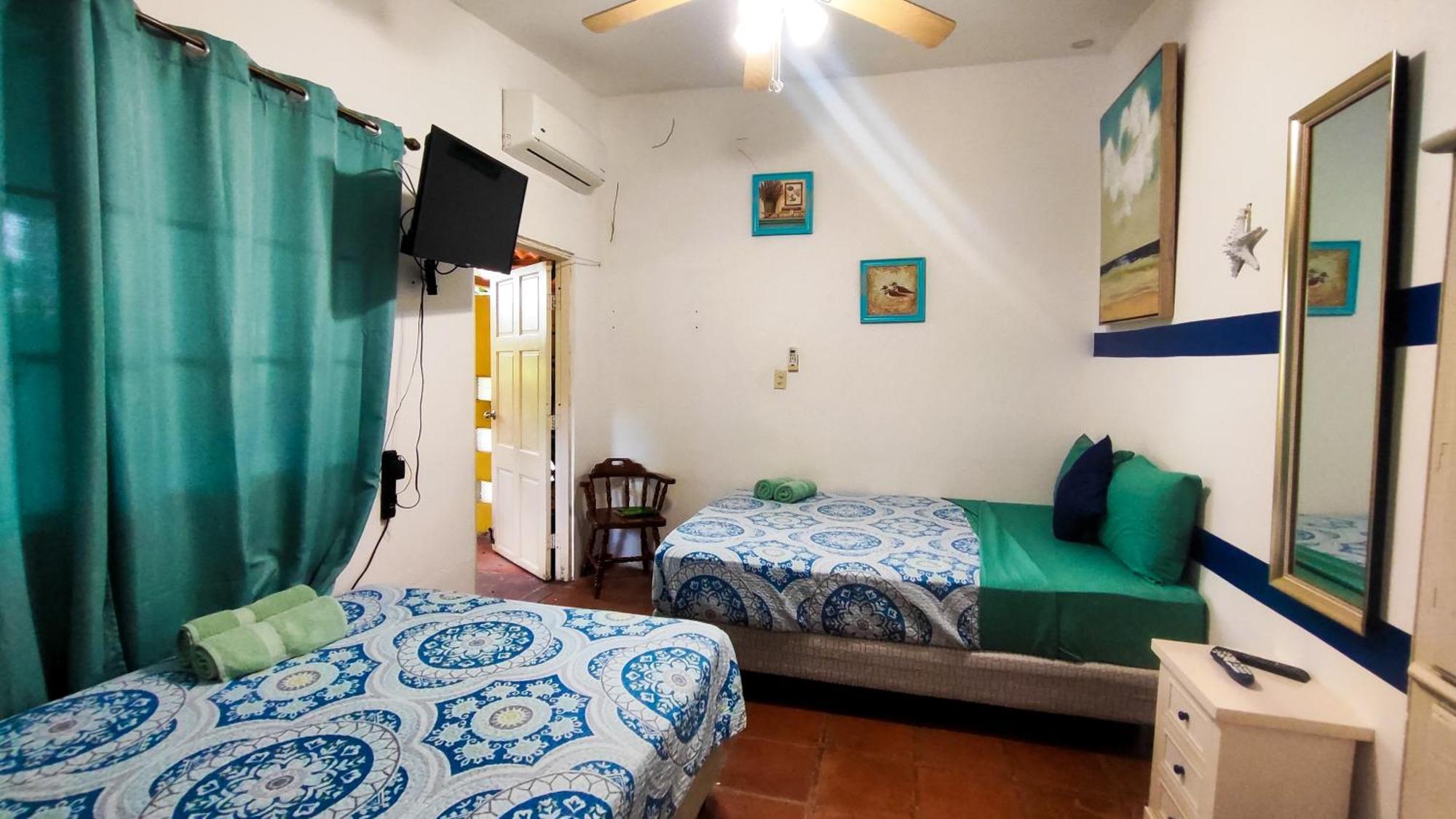 Las Catalinas Coronado Playa Coronado Room photo